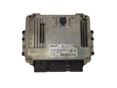 Steuergerät 0281011561 9658945380 9653958980 PSA Bosch 3618