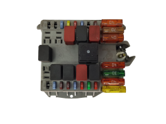 Sicherungskasten Relaiskasten Fiat 51763772 Delphi 19991