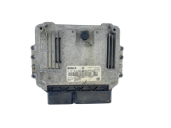 Motorsteuerung 55205622EP 0281014024 Opel Bosch 61996