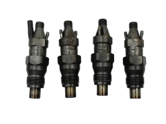 Einspritzdüse Citroen Peugeot KCA17S42 175bar 218 1.9 TD Bosch x4