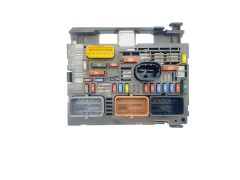 Steuergerät BSM-R02-00 9675877980 PSA Delphi 44466 Steuergerät BSM-R02-00 9675877980 PSA Delphi 44466