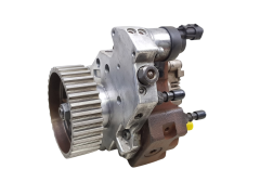 Einspritzpumpe 0445010075 8200108225 1.9 dCi Bosch Renault 0928400502 1122 Einspritzpumpe 0445010075 8200108225 1.9 dCi Bosch Renault 0928400502 1122