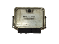 Steuergerät 0281010501 8200118521 8200049304 Renault Bosch 15959
