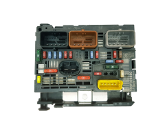 Steuergerät BSM -R05-01 9807028880  PSA Delphi 31316