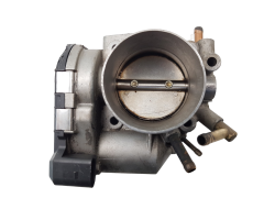 Drosselklappe 06B133062H 0280750088 Audi VW
