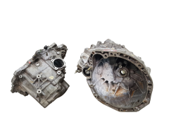 Getriebegehäuse ND0002 1.9 dCi Renault Scenic 2 8200370824