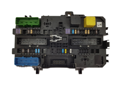 Sicherungskasten Relaiskasten 13268286 5DK008669-24 Opel GM Hella Sicherungskasten Relaiskasten 13268286 5DK008669-24 Opel GM Hella