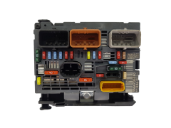 Steuergerät BSM-R06-00 9664706380 PSA Delphi Steuergerät BSM-R06-00 9664706380 PSA Delphi