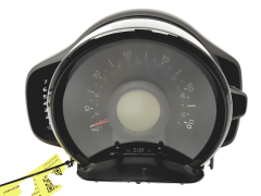 Tacho Kombiinstrument Aygo 108 C1 69144-490U Toyota PSA RHD 31829