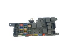Sicherungskasten Relaiskasten Volvo 9452993 518322110 35064
