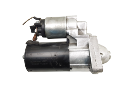 Anlasser Starter 233001073R--A 0001136008 1.5dCi Renault Dacia Bosch Anlasser Starter 233001073R--A 0001136008 1.5dCi Renault Dacia Bosch