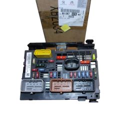 Sicherungskasten Relaiskasten Original 9809742880 Citroen Peugeot
