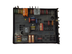 Sicherungskasten Relaiskasten VW Audi 1K0937124H 0-1534502-1 19752 Sicherungskasten Relaiskasten VW Audi 1K0937124H 0-1534502-1 19752