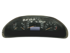 Tacho Kombiinstrument Mercedes E W210 A2105405748 110008915015 VDO