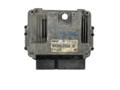 Motorsteuerung 55205621 0281013593 Opel 53768 Motorsteuerung 55205621 0281013593 Opel 53768