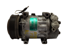 Kompressor Klimaanlage 7700859676D SD7H15 7815 Renault Laguna I Sanden 6958 Kompressor Klimaanlage 7700859676D SD7H15 7815 Renault Laguna I Sanden 6958