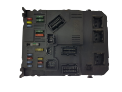 Steuergerät BSI F02-00 9653667380 S118085200L PSA Siemens 2131 Steuergerät BSI F02-00 9653667380 S118085200L PSA Siemens 2131