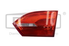 Rückleuchte Hinten Rechts 5C6945094 89451052602 VW Jetta DPA