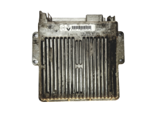 Steuergerät 7700105560 7700103915 7700107197 Renault  Magneti Marelli 19717
