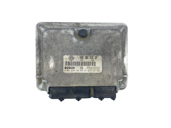 Motorsteuerung 038906018GN 0281010182 Skoda Bosch 62963