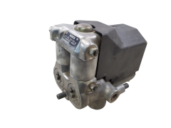 Abs-Pumpe Mercedes-Benz E W124 0265200043 Bosch 2880 Abs-Pumpe Mercedes-Benz E W124 0265200043 Bosch 2880