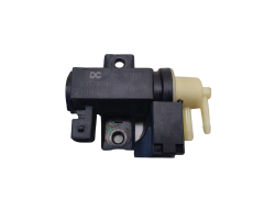 Magnetventil 1,6 2,3 DCI Renault 8200790180 7.01814.05