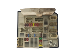 Steuergerät USMC-PFT 8200481867-F 519157077 Renault 1884 Steuergerät USMC-PFT 8200481867-F 519157077 Renault 1884