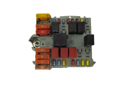 Sicherungskasten Relaiskasten 50508214 0050508214057657 Fiat Delphi Sicherungskasten Relaiskasten 50508214 0050508214057657 Fiat Delphi