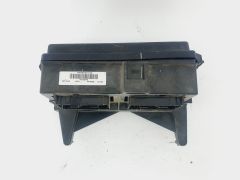 Sicherungskasten Relaiskasten Jeep 04692087AB 34706 Sicherungskasten Relaiskasten Jeep 04692087AB 34706