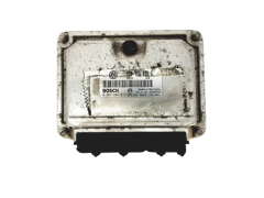 Steuergerät 030906032G 0261204912 VW  Bosch 