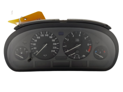 Tacho Kombiinstrument BMW 5 E39 6211 8372354 110008735021 22051