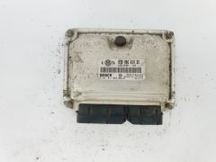 Steuergerät 038906019DD 0281011065 Volkswagen Bosch 39820