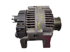 Lichtmaschine Generator Renault 7700106501 A13VI207 120A Valeo 1142 Lichtmaschine Generator Renault 7700106501 A13VI207 120A Valeo 1142