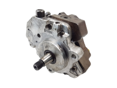 Einspritzpumpe Bosch 7788670 0445010045 0928400560 2.0D BMW 1110 Einspritzpumpe Bosch 7788670 0445010045 0928400560 2.0D BMW 1110