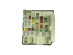 Steuergerät USMX-62 284B67653R 519338198 Renault 31352 Steuergerät USMX-62 284B67653R 519338198 Renault 31352