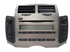 Cd-Radio Mit Mp3 Toyota Yaris 86120-0D490 W13811 Fujitsu Cd-Radio Mit Mp3 Toyota Yaris 86120-0D490 W13811 Fujitsu