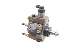 Einspritzpumpe Bosch 8200754783 0445010196 2.5 DCI Renault Opel 1055