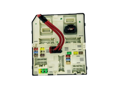 Steuergerät USM-2010 Renault 284B63106R 522223F05 Steuergerät USM-2010 Renault 284B63106R 522223F05