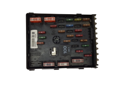 Sicherungskasten Relaiskasten 3C0937125 6359-2777 VW SEAT Audi 19840
