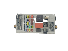 Sicherungskasten Relaiskasten Fiat 46552681 CPL 51744896 NPL 40500