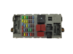 Sicherungskasten Relaiskasten 50513353 CPL Alfa Romeo Delphi 20321