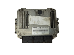 Steuergerät 0281013907 8200705747 8200705748 Renault Bosch 15785