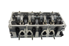 Zylinderkopf 0015 7701472948 1.2 D7F Renault Clio 2 Kangoo Zylinderkopf 0015 7701472948 1.2 D7F Renault Clio 2 Kangoo