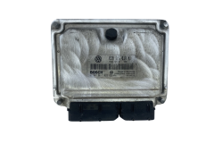 Steuergerät 038906019NJ 0281011823 Volkswagen Bosch 49521