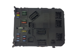 Steuergerät BSI E01-00 9653667580 S118085320E PSA Siemens 1772 Steuergerät BSI E01-00 9653667580 S118085320E PSA Siemens 1772