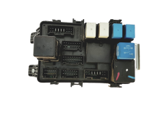 Sicherungskasten Relaiskasten 919501G0100A KIA