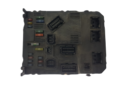 Steuergerät BSI F02-00 9650585780 S118085200I PSA Siemens 1781 Steuergerät BSI F02-00 9650585780 S118085200I PSA Siemens 1781