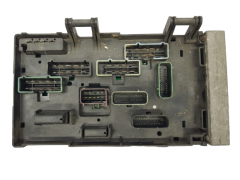 Sicherungskasten Relaiskasten Chrysler 04869001AJ 04869204AM 19600