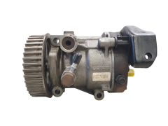 Einspritzpumpe 8200577990 R9042A042A 1.5dci Delphi Renault Nissan 1044