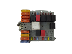 Sicherungskasten Relaiskasten Fiat 51804118 57657 0051804118057657